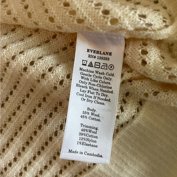 EVERLANE Perforated Short Sleeve Wool Blend Polo Sweater - Picture 3 of 5